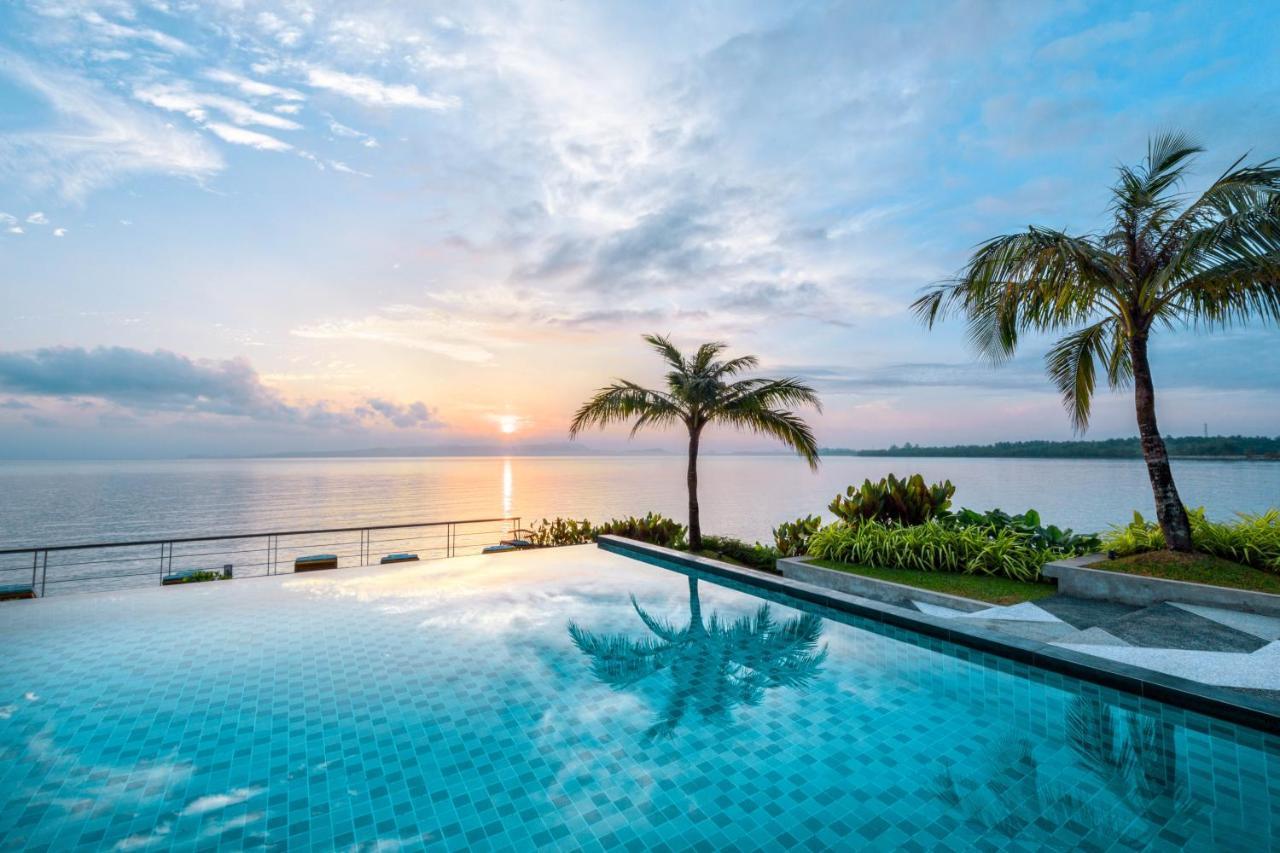 Cove 55 Hotel Сантубонг Екстериор снимка