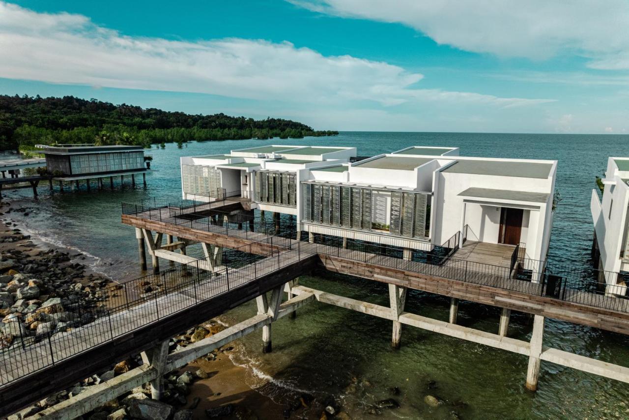 Cove 55 Hotel Сантубонг Екстериор снимка